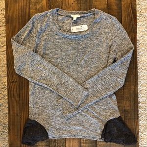 Woman’s - NWT Charming Charlie Long Sleeve Shirt